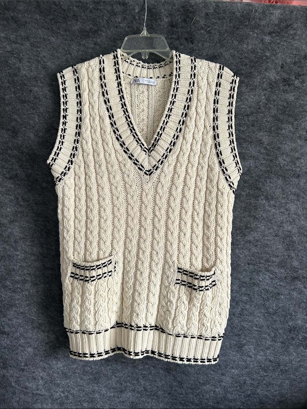 Zara Cream Cable-Knit V-Neck Sweater Vest with Black Contrast Trim